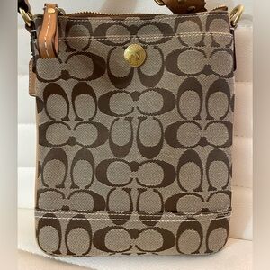 Coach Signature Canvas Crossbody Bag Brown Tan Adjustable Strap